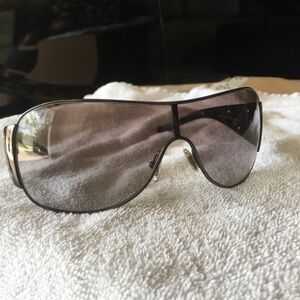 Prada black sunglasses with black lenses
